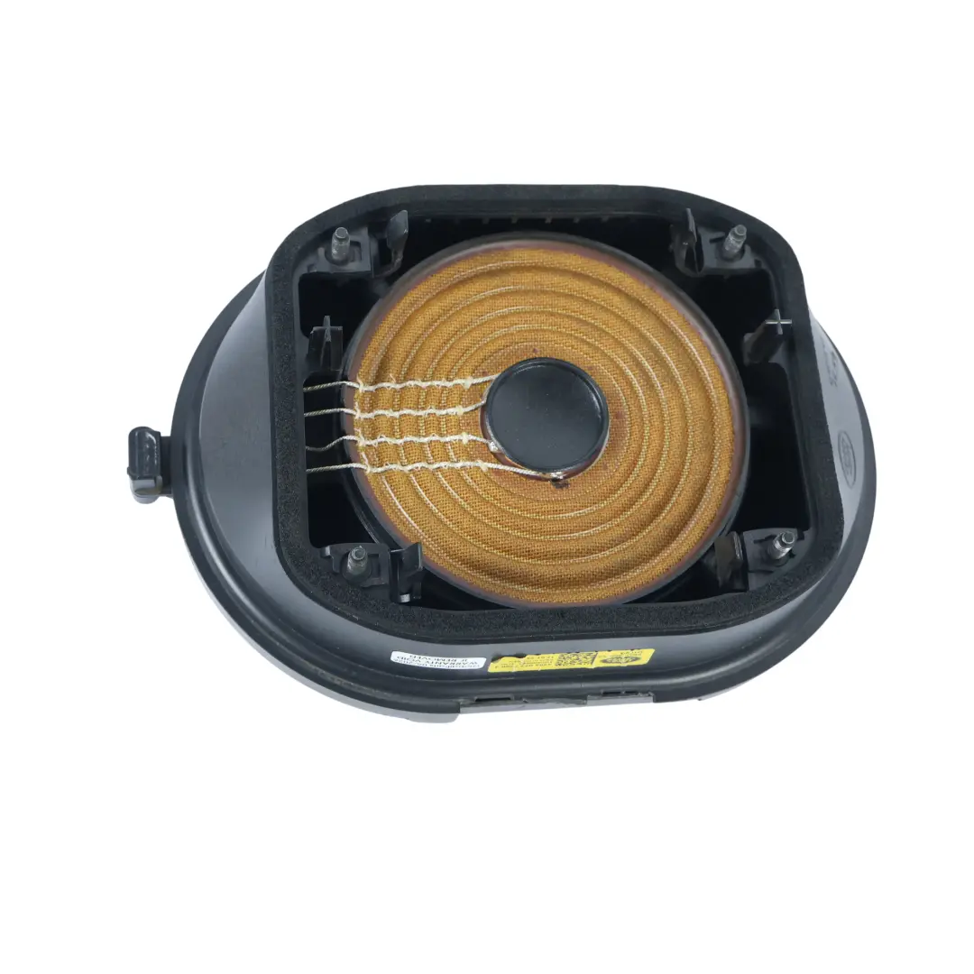 Land Rover Range Rover Velar L560 Subwoofer Tylny Lewy - SKU M8A2-18808-AD - Numer Części M8A2-18808-AD