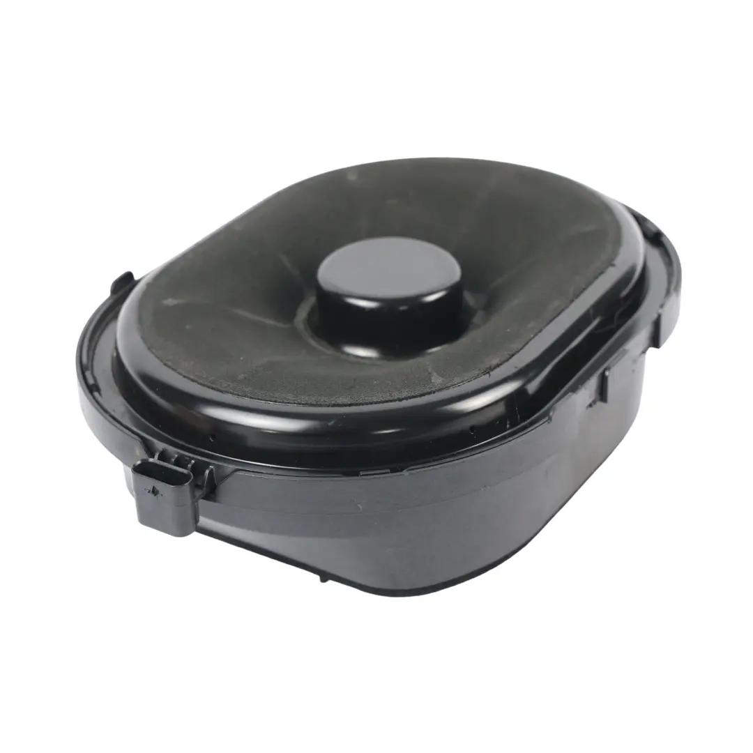 Subwoofer Tylny Lewy do Land Rover Range Rover Velar L560 o numerze M8A2-18808-AD Land Rover Range Rover Velar L560 Subwoofer Tylny Lewy - SKU M8A2-18808-AD - Numer Części M8A2-18808-AD