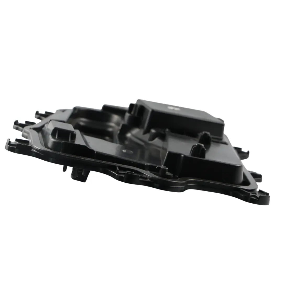 Türverkleidung Hinten Rechts für Land Rover Range Rover Velar L560 mit Teilenummer M8A2-24766-A Land Rover Range Rover Velar L560 Türverkleidung Hinten Rechts - SKU M8A2-24766-A - Teilenummer M8A2-24766-A