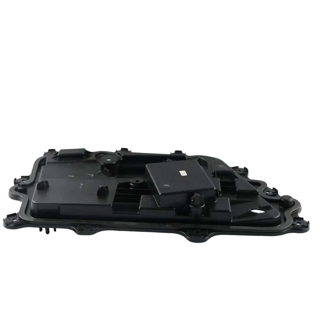 Land Rover Range Rover Velar L560 Türverkleidung Hinten Rechts - SKU M8A2-24766-A - Teilenummer M8A2-24766-A