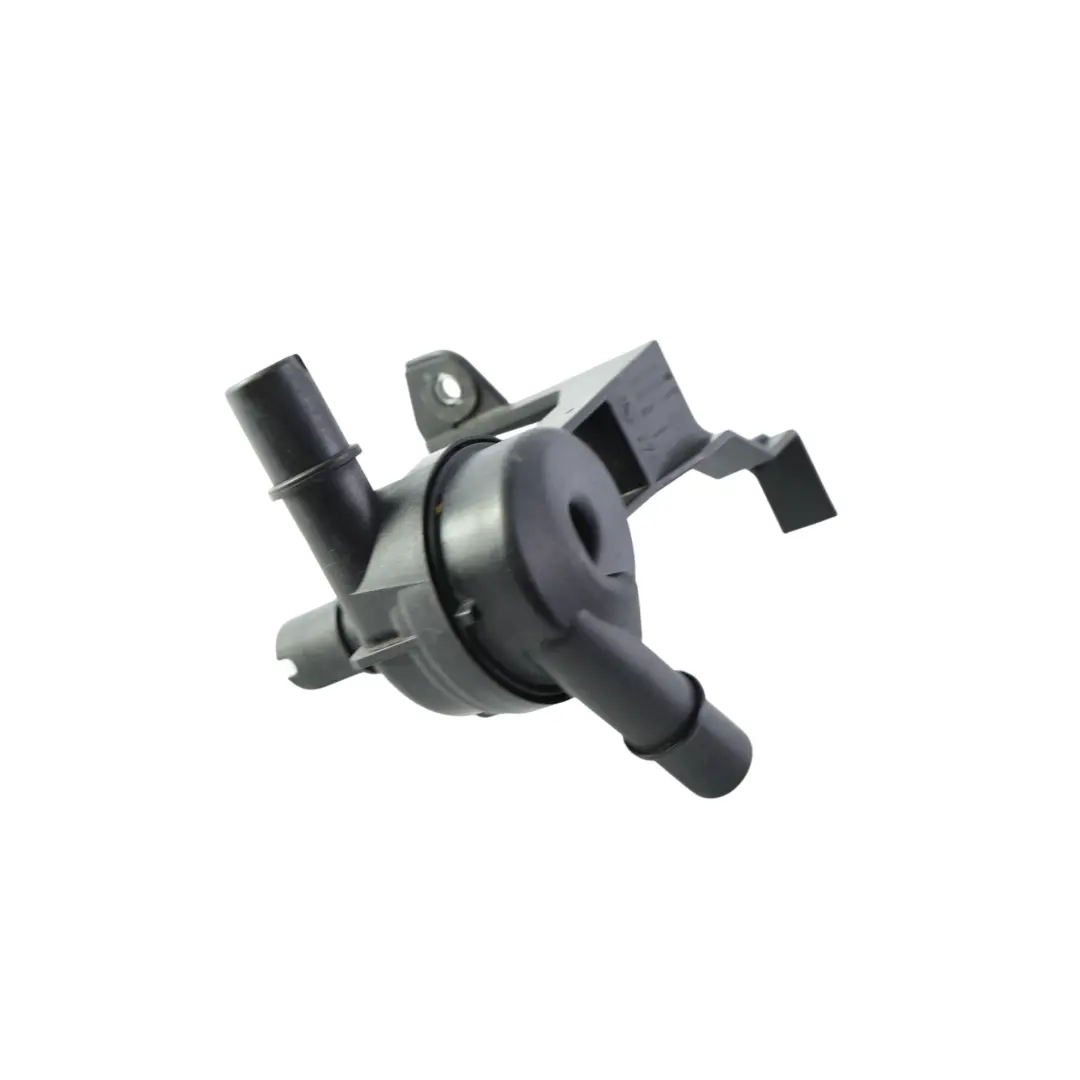 Land Rover Velar L560 Pompe à Eau Auxiliaire 2.0 Diesel - SKU M8A2-8K586-AA - Numéro de pièce M8A2-8K586-AA