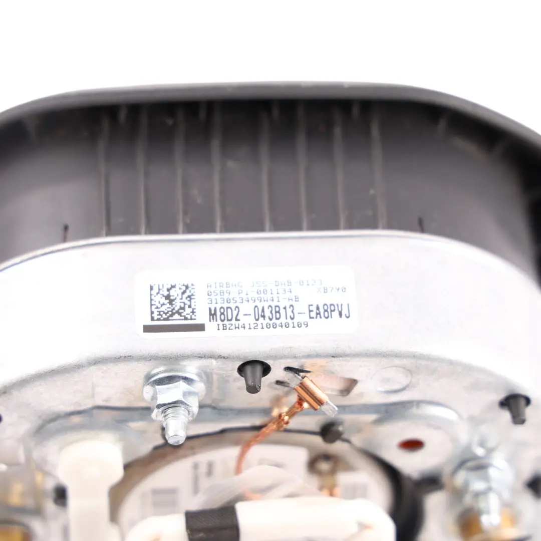 Steering Wheel Air Module Driver's Side to Range Rover Evoque L551 with Part number M8D2-043B13-EA Range Rover Evoque L551 Steering Wheel Air Module Driver's Side - SKU M8D2-043B13-EA - Part number M8D2-043B13-EA