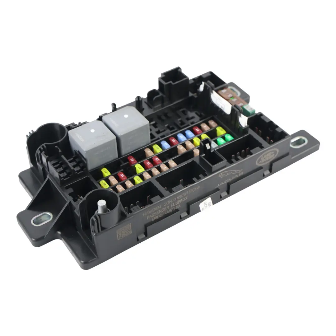 Land Rover Range Rover Evoque L551 Fuse Box 2.0 Diesel Electric - SKU M8D2-14A073-BA - Part number M8D2-14A073-BA