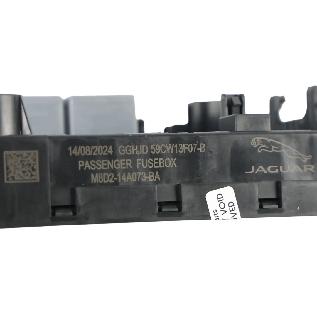 Land Rover Range Rover Evoque L551 Fuse Box 2.0 Diesel Electric - SKU M8D2-14A073-BA - Part number M8D2-14A073-BA