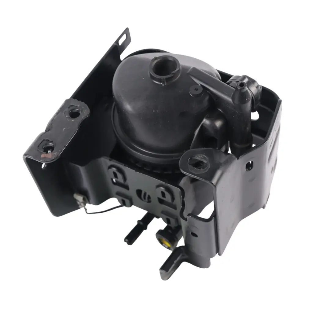 Range Rover Evoque L551 Kraftstofffilter Gehäuse Halterung - SKU M8D2-9D202-AD - Teilenummer M8D2-9D202-AD