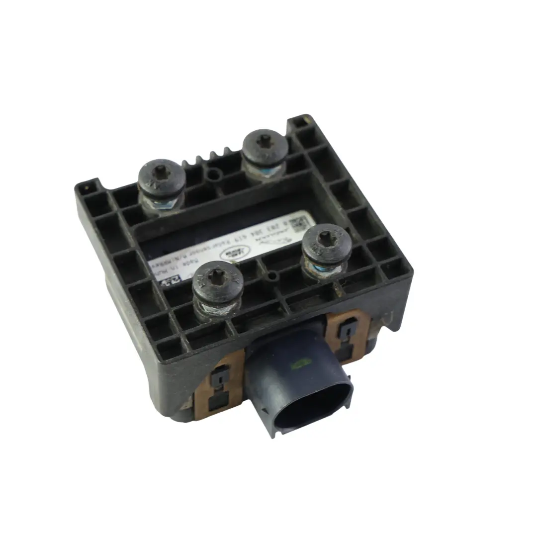 Capteur Radar Distronic pour Land Rover Evoque L551 à propos du numéro de pièce M8D2-9G768-AF Land Rover Evoque L551 Capteur Radar Distronic - SKU M8D2-9G768-AF - Numéro de pièce M8D2-9G768-AF