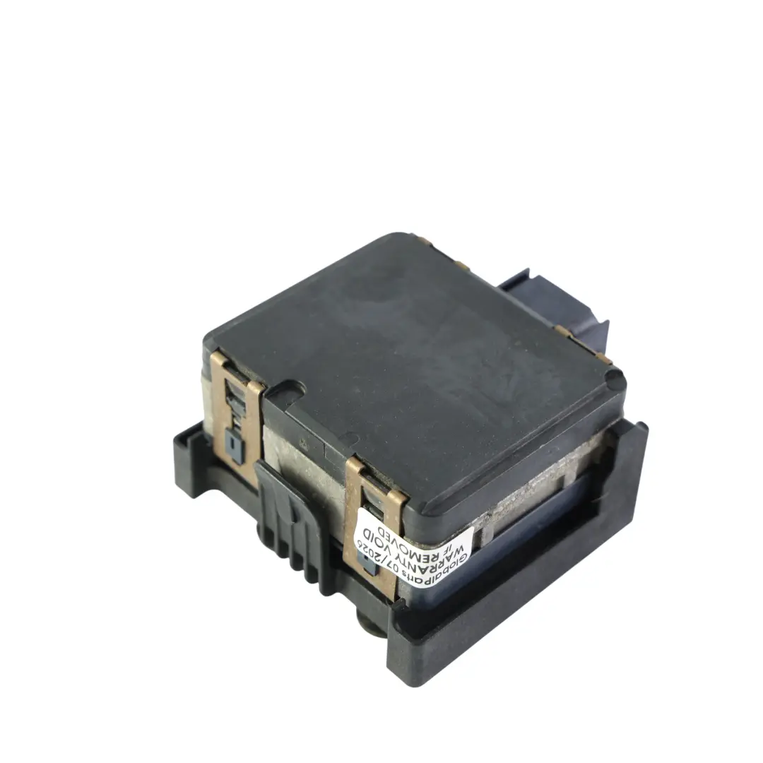 Distance Radar Distronic Sensor to Land Range Rover Evoque L551 with Part number M8D2-9G768-AF Land Range Rover Evoque L551 Distance Radar Distronic Sensor - SKU M8D2-9G768-AF - Part number M8D2-9G768-AF
