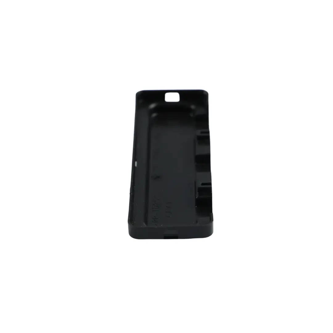 Land Rover Discovery Sport L550 Verkleidung Halterung - SKU N8B2-6771-AA - Teilenummer N8B2-6771-AA