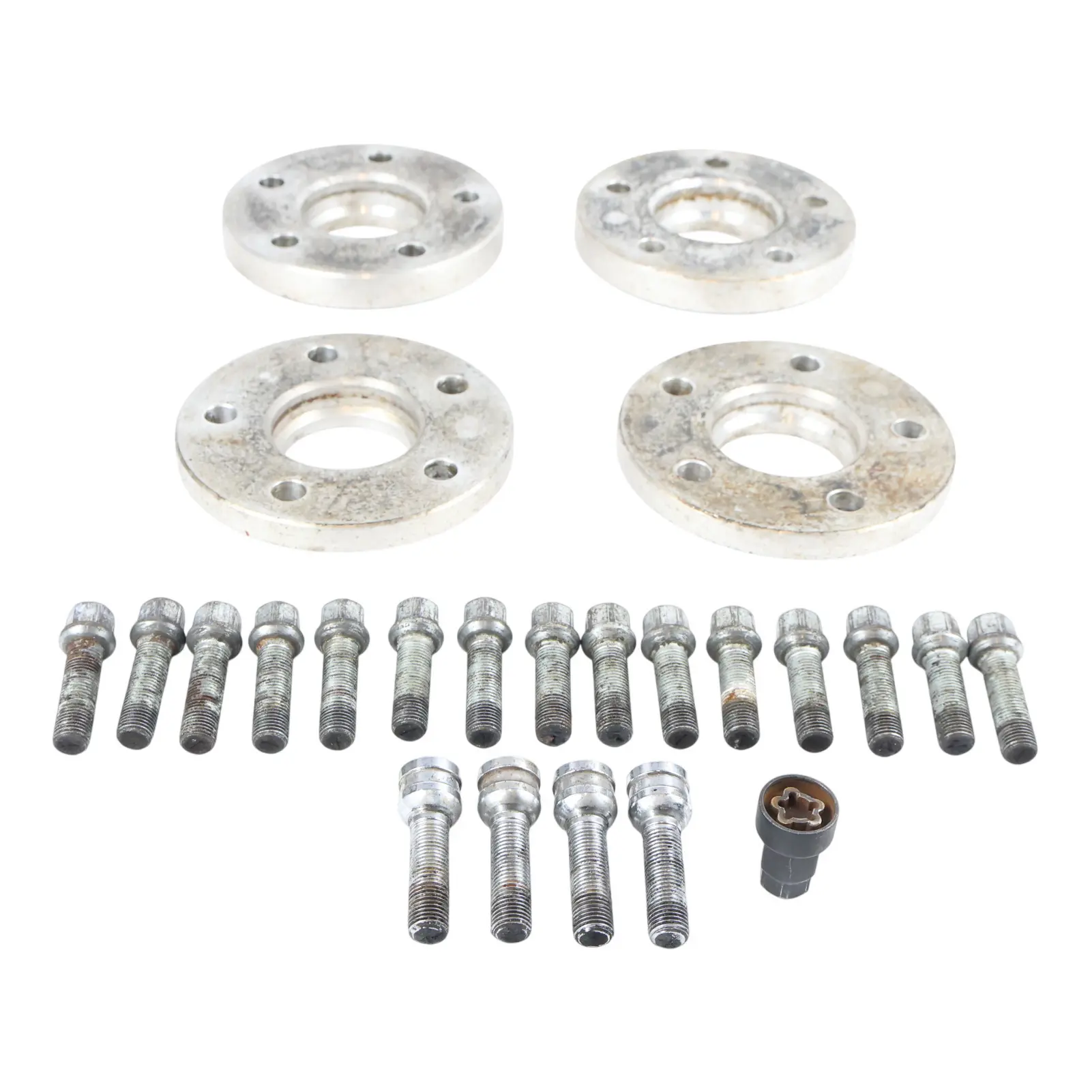 PDC Wheel Spacer Adapter And Bolts Screws 5x112 66.5CB Set x4