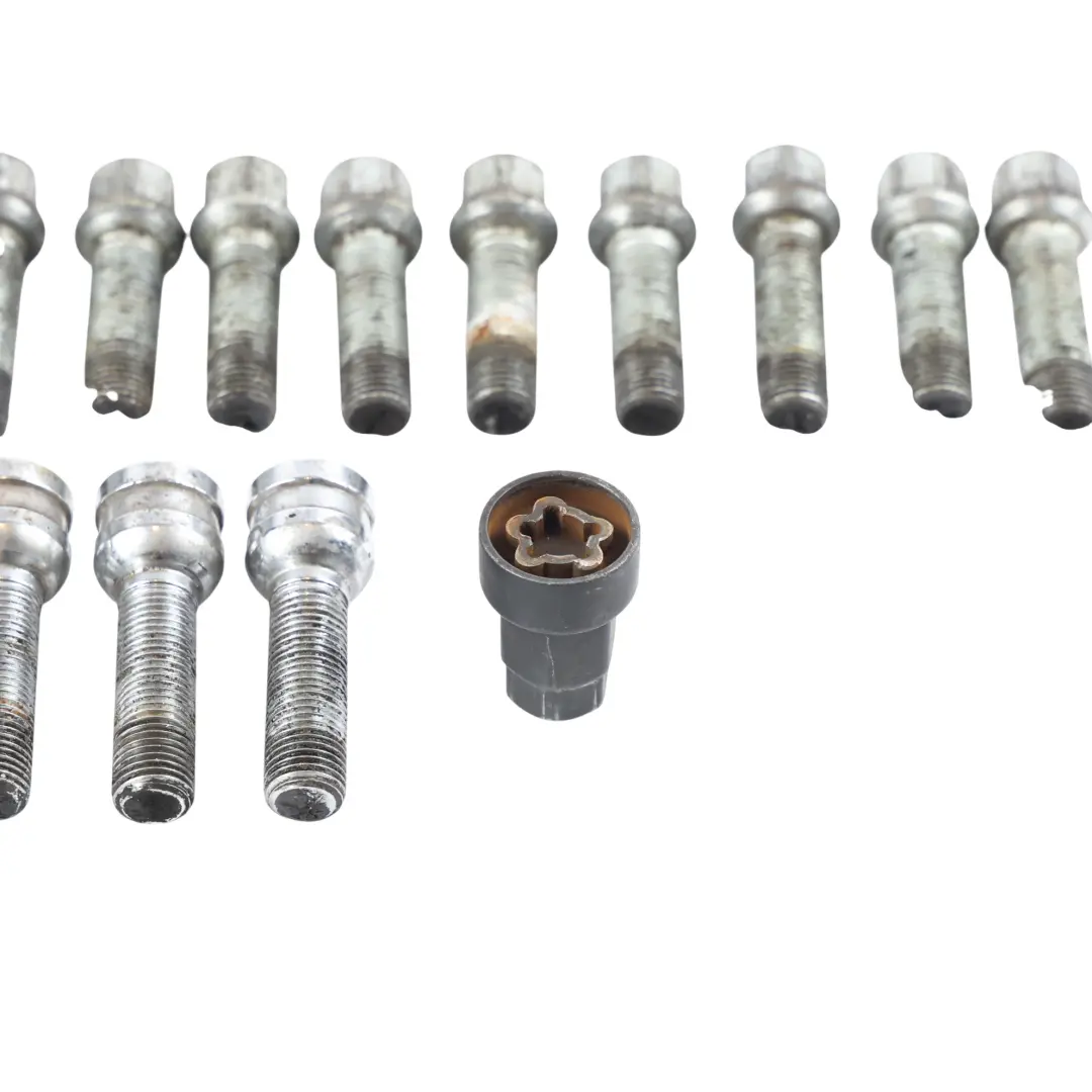 Inny Adaptador Separador Rueda PDC y Tornillos 5x112 66.5CB Set x4 para con número de pieza PCD-665CB Inny Adaptador Separador Rueda PDC y Tornillos 5x112 66.5CB Set x4 - SKU PCD-665CB - Número de pieza PCD-665CB