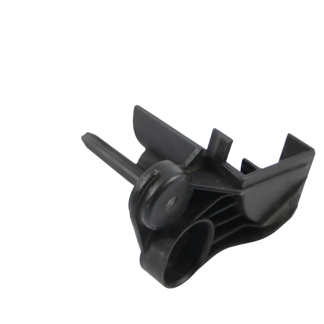 Support Fixation Radiateur Supérieur Gauche pour Range Rover L322 à propos du numéro de pièce PCU000170 Range Rover L322 Support Fixation Radiateur Supérieur Gauche - SKU PCU000170 - Numéro de pièce PCU000170