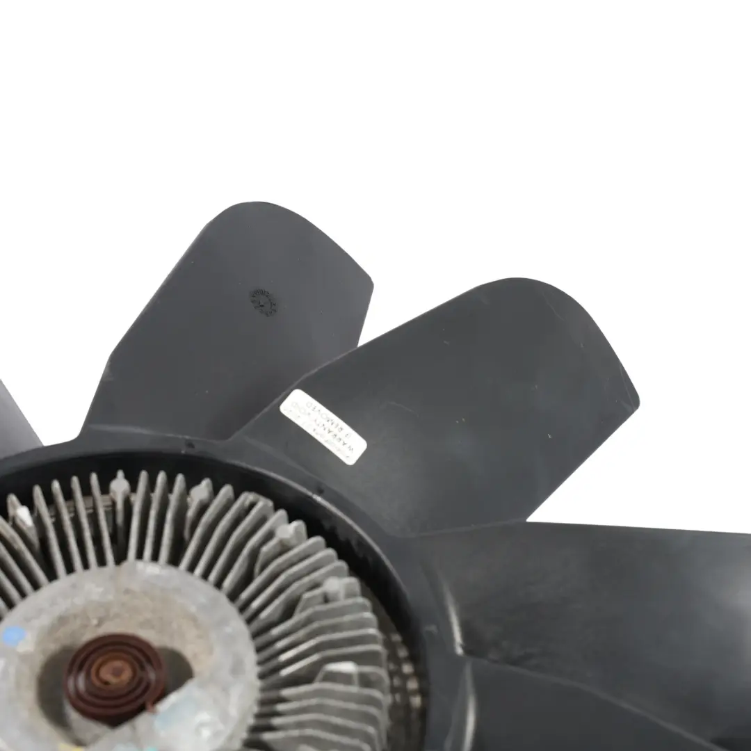Radiator Fan Blades Motor 2.5 to Land Rover Discovery 2 L318 with Part number PGG000180 Land Rover Discovery 2 L318 Radiator Fan Blades Motor 2.5 - SKU PGG000180 - Part number PGG000180