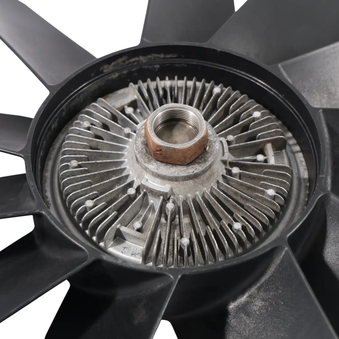 Land Rover Discovery 2 L318 Moteur Pales Ventilateur Radiateur 2.5 - SKU PGG000180 - Numéro de pièce PGG000180