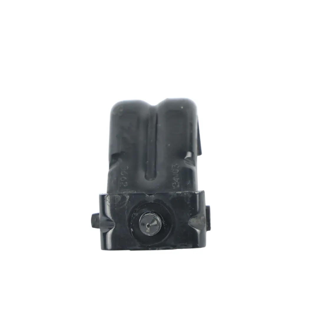 Smart C450 Bisagra Inferior Portón Trasero Izquierda Derecha - SKU Q0000662V009000000 - Número de pieza Q0000662V009000000