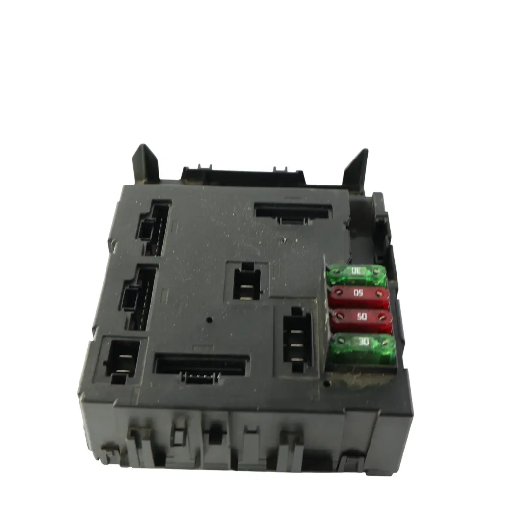 C450 Signal Acquisition Module Fuse Box Interior to Smart Fortwo with Part number Q0011868V010000000 Smart Fortwo C450 Signal Acquisition Module Fuse Box Interior - SKU Q0011868V010000000 - Part number Q0011868V010000000