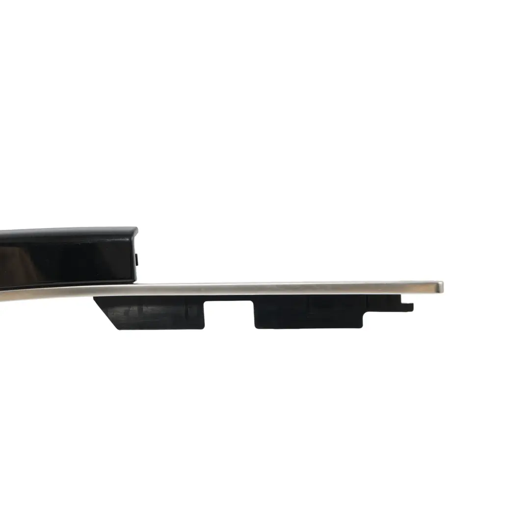 Bande Finition Console de Plancher Droite pour Land Rover Evoque L551 à propos du numéro de pièce R8A2-044E50-AC Land Rover Evoque L551 Bande Finition Console de Plancher Droite - SKU R8A2-044E50-AC - Numéro de pièce R8A2-044E50-AC