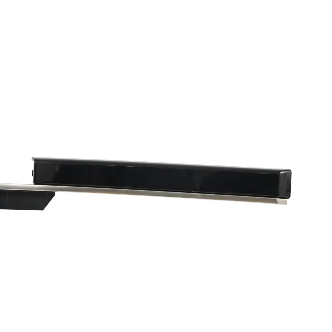 Land Rover Evoque L551 Bande Finition Console Sol Gauche - SKU R8A2-044E51-AC - Numéro de pièce R8A2-044E51-AC