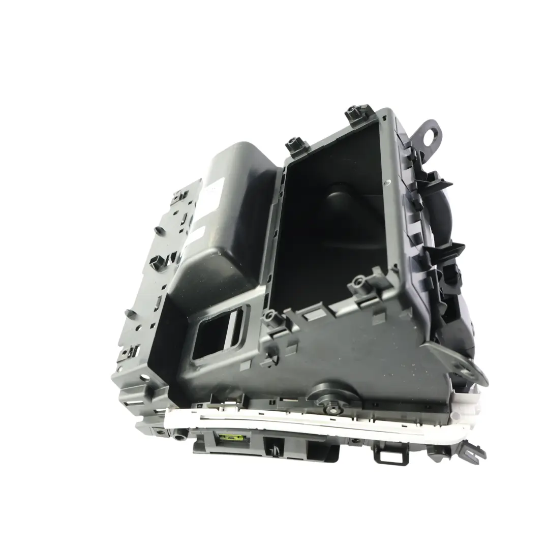 Range Rover Evoque L551 Bac Rangement Console Centrale - SKU R8A2-045B28-AE - Numéro de pièce R8A2-045B28-AE
