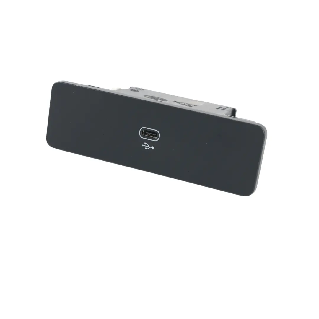 Prise USB Arrière pour Land Rover Range Rover Evoque L551 à propos du numéro de pièce R8A2-19010-BB Land Rover Range Rover Evoque L551 Prise USB Arrière - SKU R8A2-19010-BB - Numéro de pièce R8A2-19010-BB