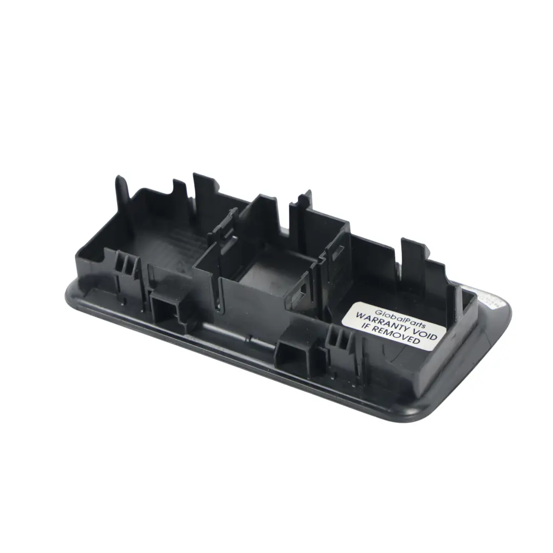 Trunk Boot Release Switch Button Cover to Range Rover Evoque L551 with Part number R8D2-044M90-A Range Rover Evoque L551 Trunk Boot Release Switch Button Cover - SKU R8D2-044M90-A - Part number R8D2-044M90-A