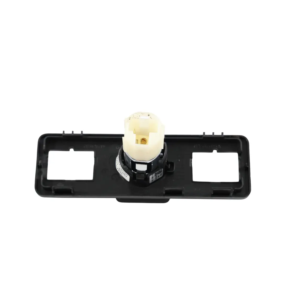 Consola Trasera USB Cargador Tapa Trim para Land Rover Evoque L551 con número de pieza R8D2-045B49-A Land Rover Evoque L551 Consola Trasera USB Cargador Tapa Trim - SKU R8D2-045B49-A - Número de pieza R8D2-045B49-A