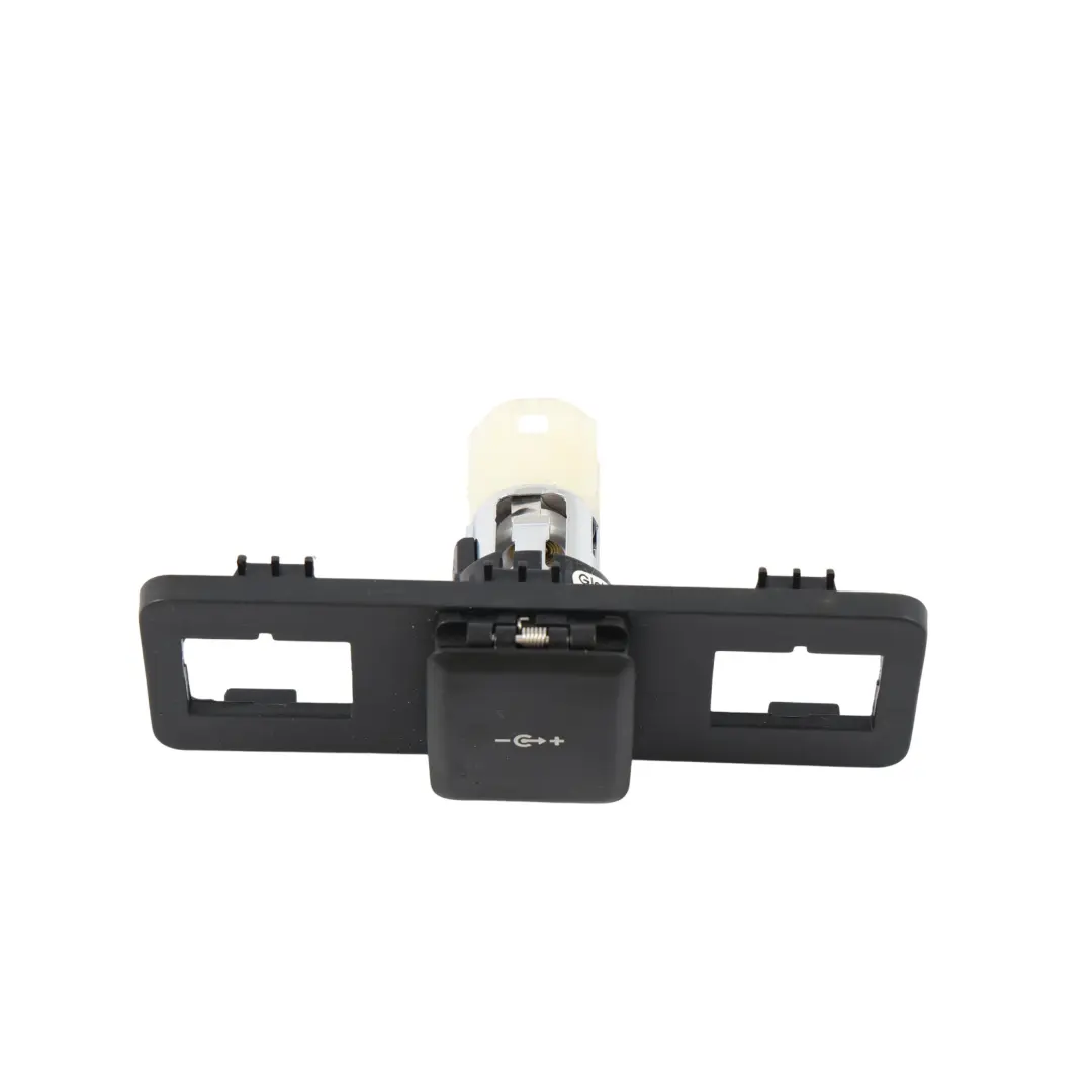 Hinten USB Ladegerät Abdeckung für Land Rover Evoque L551 mit Teilenummer R8D2-045B49-A Land Rover Evoque L551 Hinten USB Ladegerät Abdeckung - SKU R8D2-045B49-A - Teilenummer R8D2-045B49-A