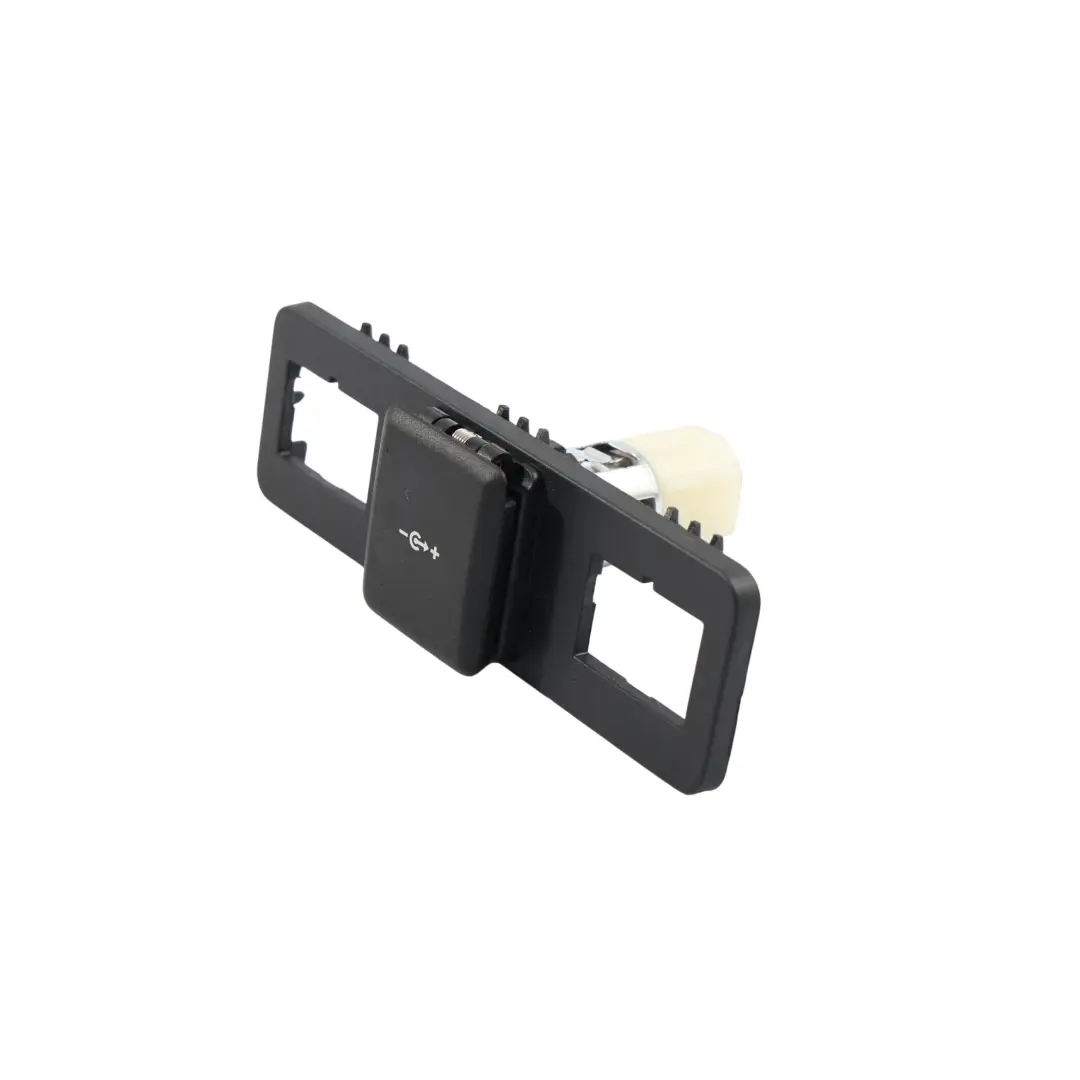 Console Arrière Prise USB Chargeur Cache Garniture pour Land Rover à propos du numéro de pièce R8D2-045B49-A Land Rover Console Arrière Prise USB Chargeur Cache Garniture - SKU R8D2-045B49-A - Numéro de pièce R8D2-045B49-A