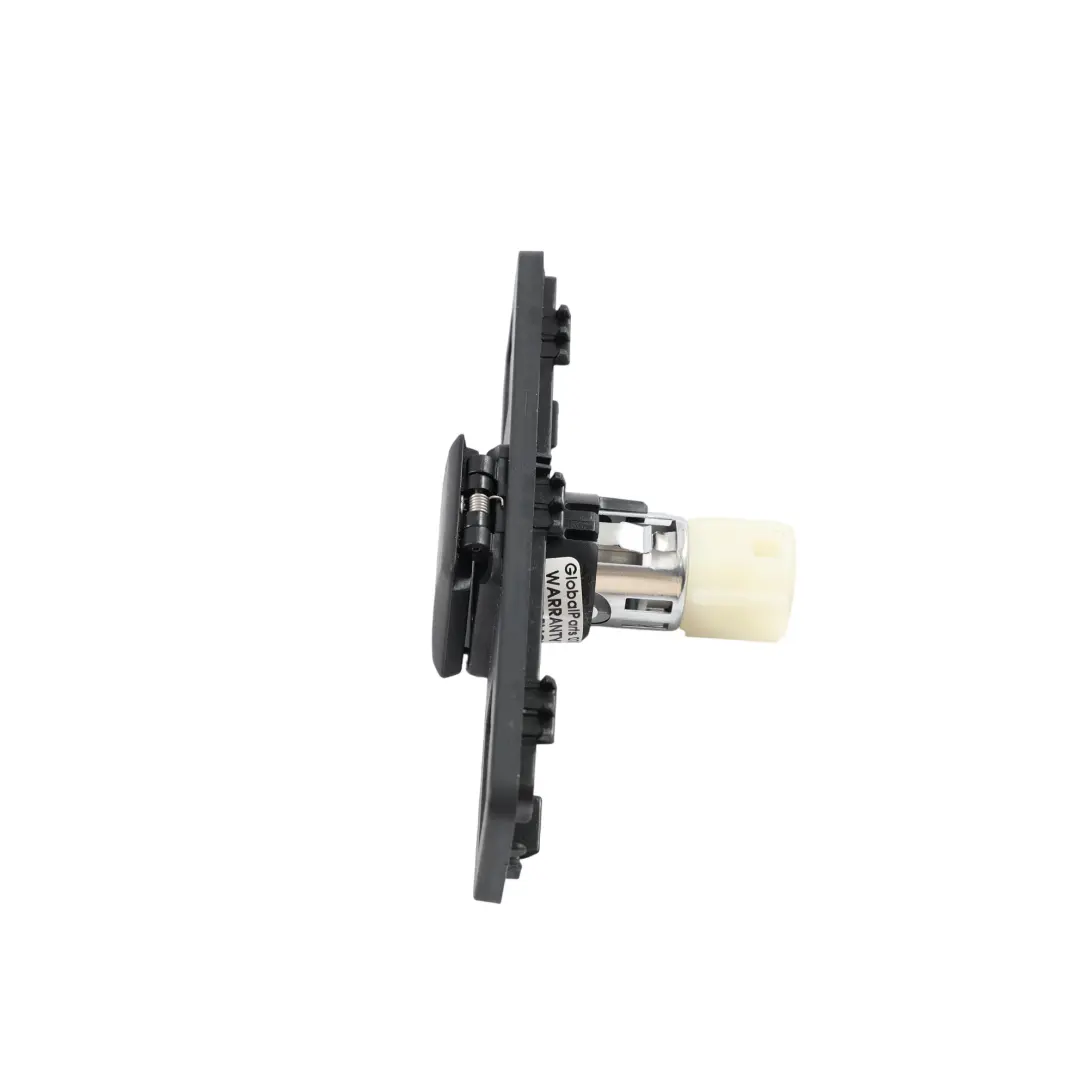 Land Rover Evoque L551 Copertura Caricatore USB Console Posteriore - SKU R8D2-045B49-A - Numero di parte R8D2-045B49-A