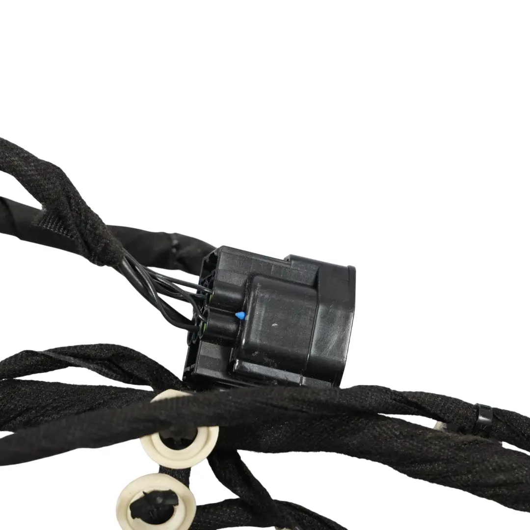 Land Rover Range Rover Faisceau Câblage Porte Arrière Droit - SKU R8D2-14632-EAA - Numéro de pièce R8D2-14632-EAA