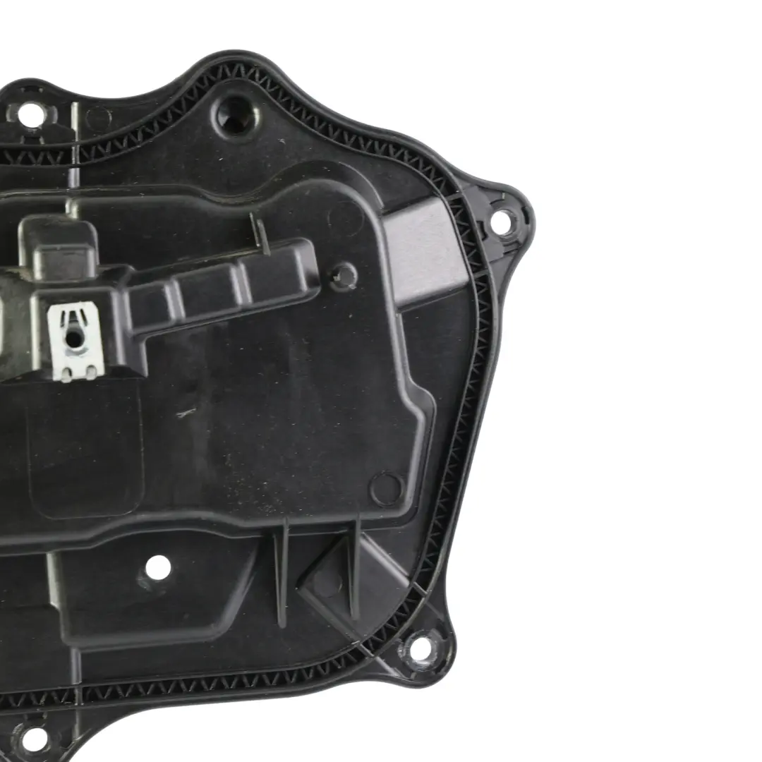 Panel Moldura Puerta Delantero Izquierdo C para Range Rover Evoque L551 con número de pieza R8D2-21123-A Range Rover Evoque L551 Panel Moldura Puerta Delantero Izquierdo C - SKU R8D2-21123-A - Número de pieza R8D2-21123-A