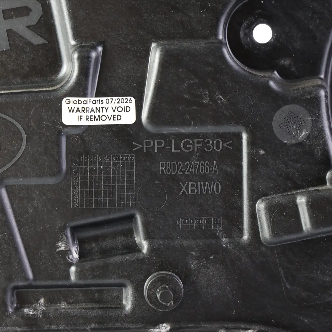 Range Rover Evoque L551 Panel Moldura Puerta Trasera Derecha - SKU R8D2-24766-AC - Número de pieza R8D2-24766-AC