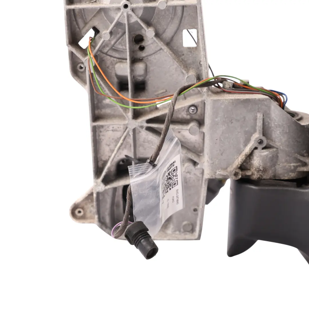 Mk8 Wing Mirror Right O/S Mount Carrier Bracket to Ford Transit with Part number 2474643 Ford Transit Mk8 Wing Mirror Right O/S Mount Carrier Bracket - SKU RHD-2474643 - Part number 2474643