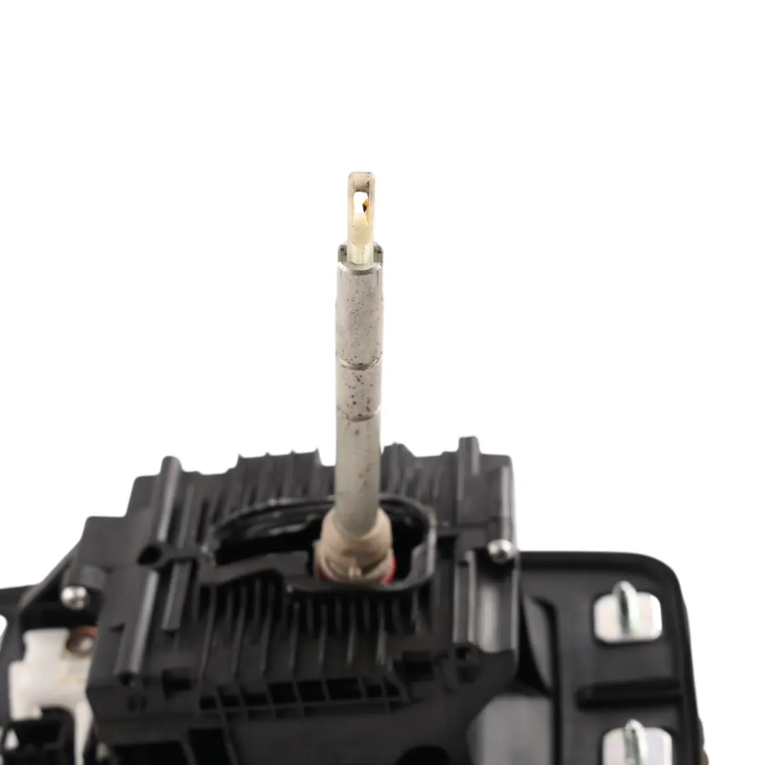 Selector Shifter Assembly Automatic Gearbox to Audi A6 C6 Gear with Part number 4F2713041AF Audi A6 C6 Gear Selector Shifter Assembly Automatic Gearbox - SKU RHD-4F2713041AF - Part number 4F2713041AF