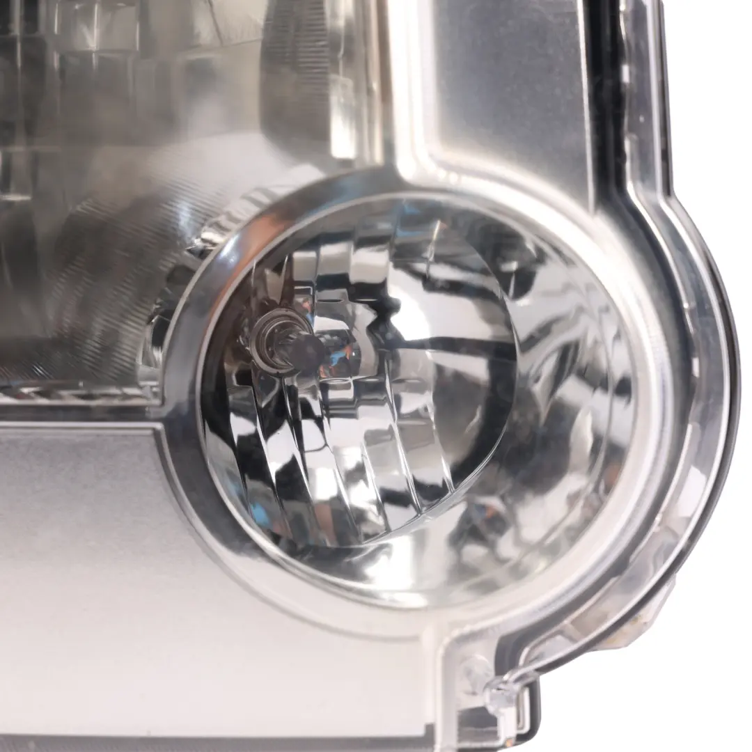 Front Headlight Headlamp Right O/S to Land Rover Discovery 3 L319 with Part number 5H22-13W029-BA Land Rover Discovery 3 L319 Front Headlight Headlamp Right O/S - SKU RHD-5H22-13W029-BA - Part number 5H22-13W029-BA