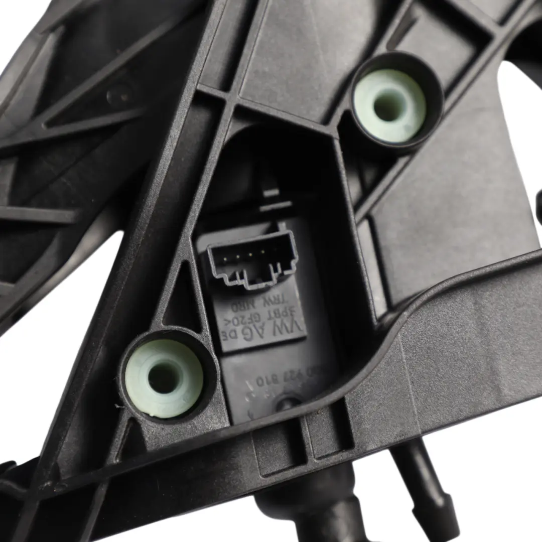 Clutch Pedal Box Assembly Manual Transmission Gearbox to VW Golf Mk7 with Part number 5Q2721059HC VW Golf Mk7 Clutch Pedal Box Assembly Manual Transmission Gearbox - SKU RHD-5Q2721059HC - Part number 5Q2721059HC