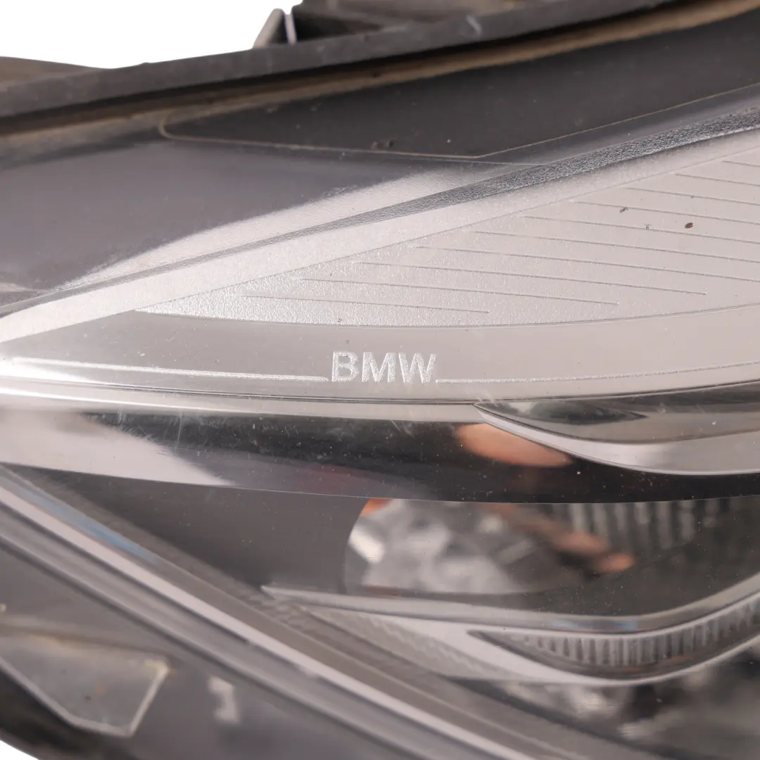 Bi-Xenon Headlamp BMW F32 F33 F36 F80 M3 Front Headlight Light Right O/S to with Part number 7377846 Bi-Xenon Headlamp BMW F32 F33 F36 F80 M3 Front Headlight Light Right O/S - SKU RHD-7377846-1 - Part number 7377846
