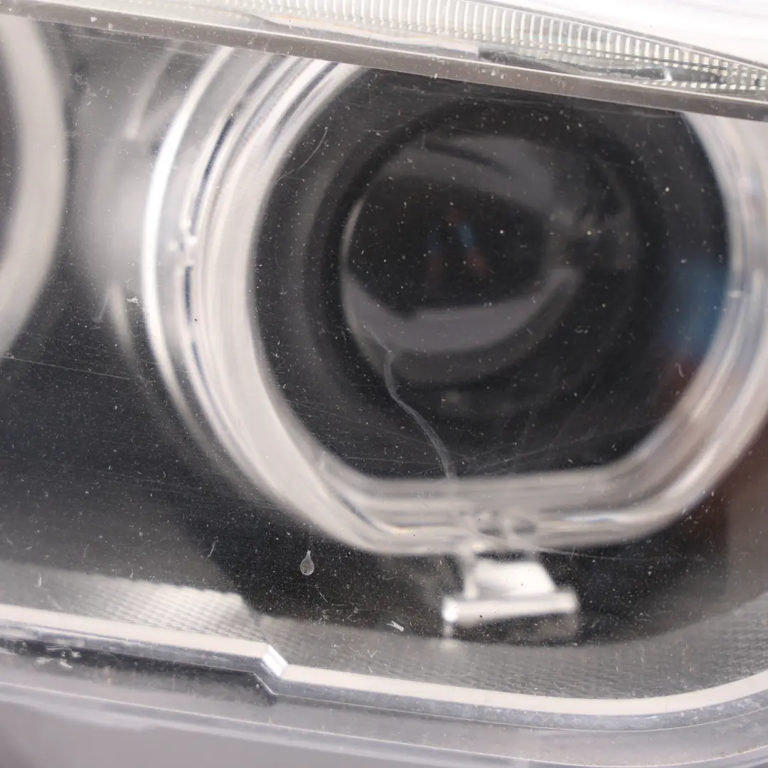 Bi-Xenon Headlamp BMW F32 F33 F36 F80 M3 Front Headlight Light Right O/S to with Part number 7377846 Bi-Xenon Headlamp BMW F32 F33 F36 F80 M3 Front Headlight Light Right O/S - SKU RHD-7377846-1 - Part number 7377846