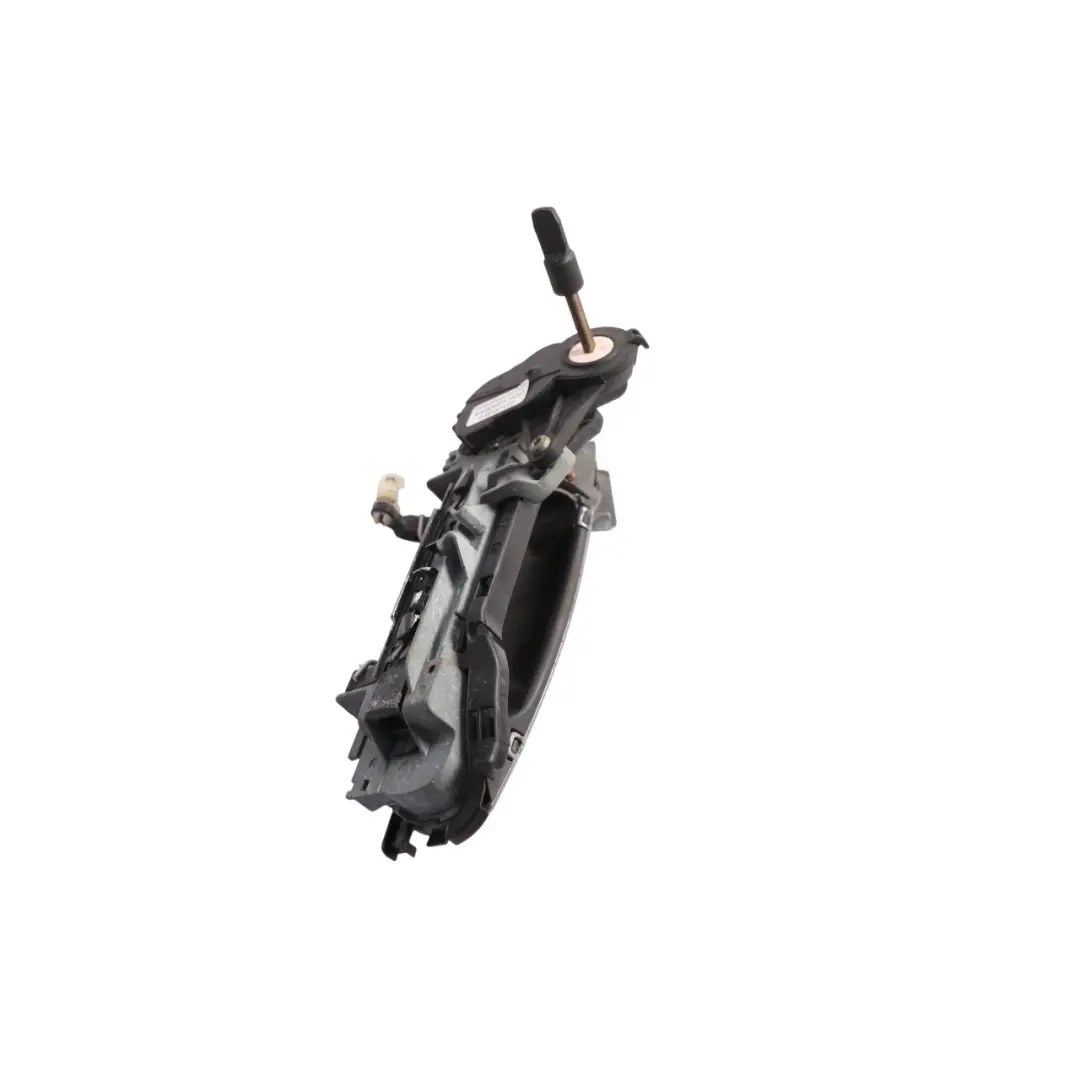 Door Grab Handle Front Right O/S Akoya Silver Metallic - Y7H to Audi A3 8P with Part number 8E2837208 Audi A3 8P Door Grab Handle Front Right O/S Akoya Silver Metallic - Y7H - SKU RHD-8E2837208-ASI - Part number 8E2837208