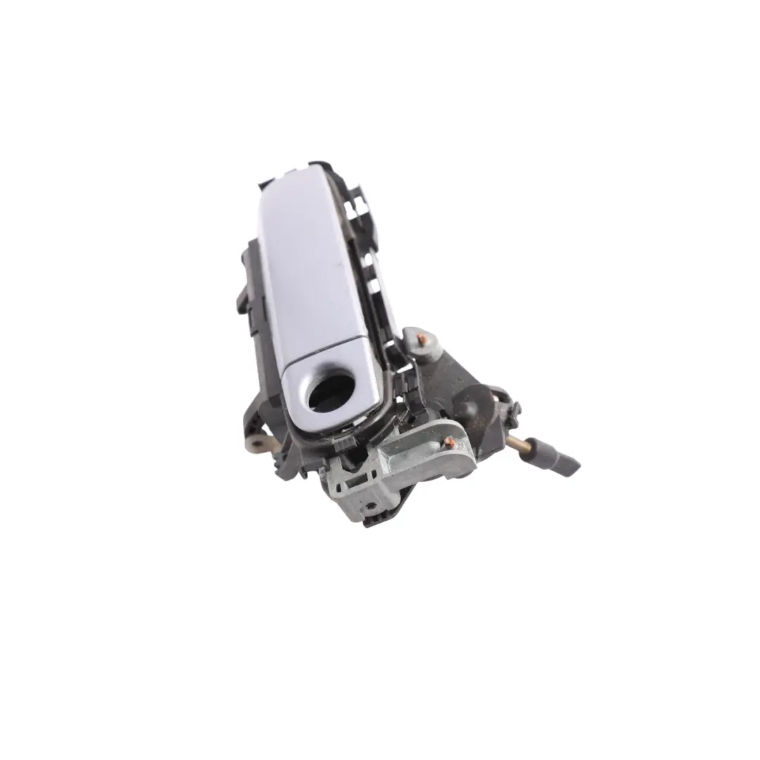 Door Grab Handle Front Right O/S Akoya Silver Metallic - Y7H to Audi A3 8P with Part number 8E2837208 Audi A3 8P Door Grab Handle Front Right O/S Akoya Silver Metallic - Y7H - SKU RHD-8E2837208-ASI - Part number 8E2837208