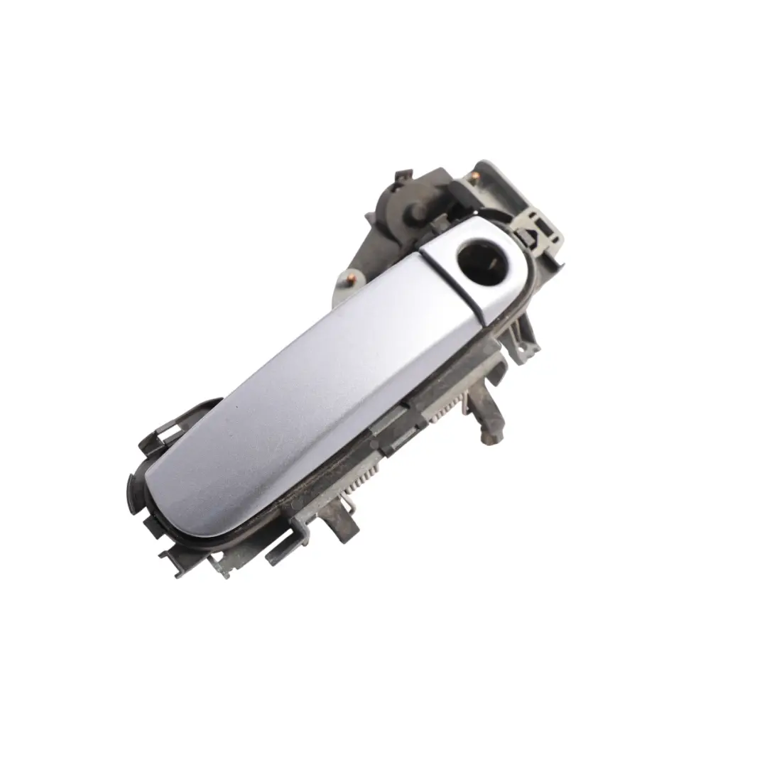 Door Grab Handle Front Right O/S Akoya Silver Metallic - Y7H to Audi A3 8P with Part number 8E2837208 Audi A3 8P Door Grab Handle Front Right O/S Akoya Silver Metallic - Y7H - SKU RHD-8E2837208-ASI - Part number 8E2837208