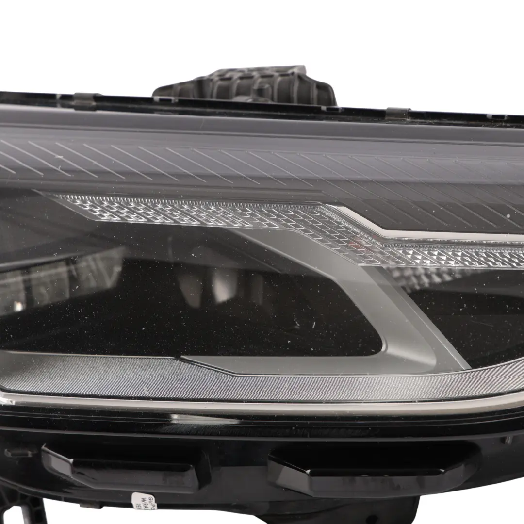 Front Headlight Headlamp Lamp Light LED Right O/S Side to Audi A4 B9 with Part number 8W0941012A Audi A4 B9 Front Headlight Headlamp Lamp Light LED Right O/S Side - SKU RHD-8W0941012A - Part number 8W0941012A