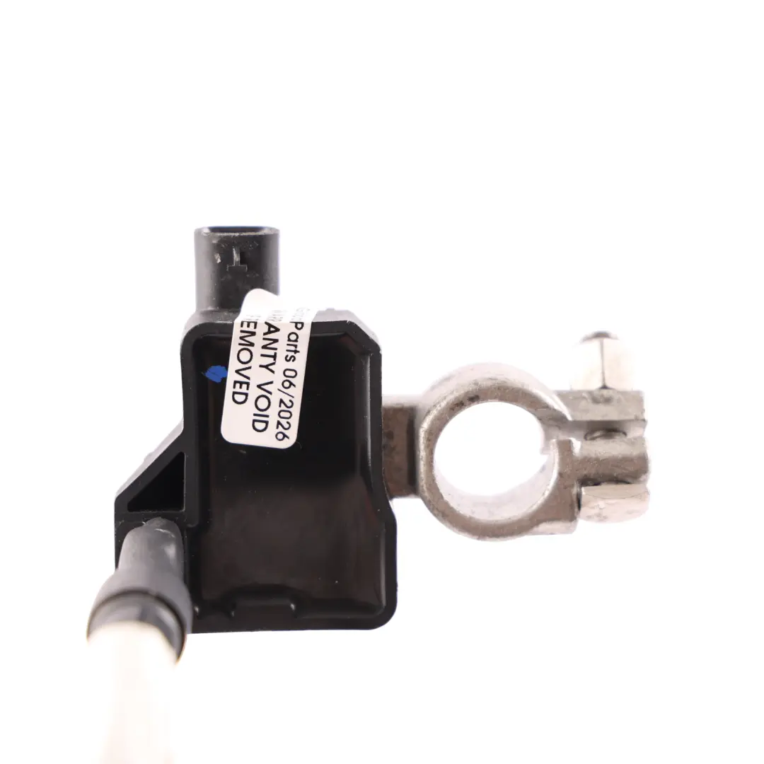 Negative Battery Cable Clamp to Porsche 718 Cayman 982 911 991 with Part number 99161104404 Porsche 718 Cayman 982 911 991 Negative Battery Cable Clamp - SKU RHD-99161104404 - Part number 99161104404
