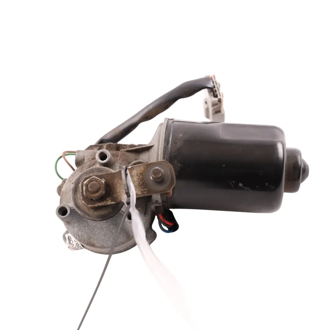 Front Windscreen Windshield Wiper Motor to Land Rover Discovery 2 L318 with Part number DKD100620 Land Rover Discovery 2 L318 Front Windscreen Windshield Wiper Motor - SKU RHD-DKD100620 - Part number DKD100620