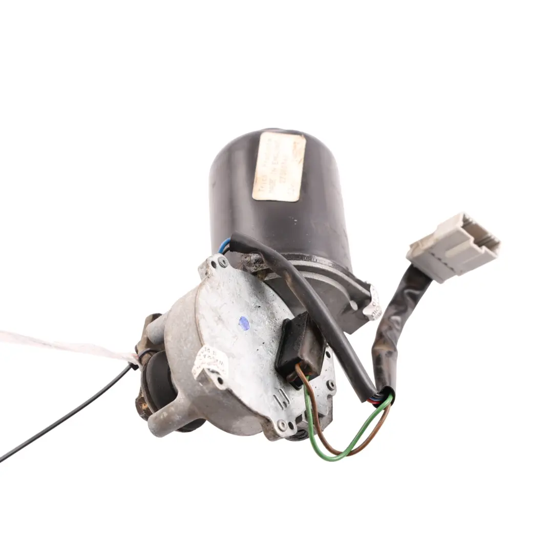 Front Windscreen Windshield Wiper Motor to Land Rover Discovery 2 L318 with Part number DKD100620 Land Rover Discovery 2 L318 Front Windscreen Windshield Wiper Motor - SKU RHD-DKD100620 - Part number DKD100620