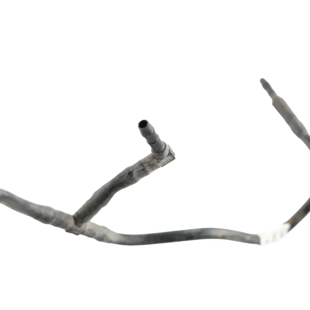 Vacuum Hose Pipe Line M8A2-4090-AA to Range Rover Velar L560 Engine with Part number LR141397 Range Rover Velar L560 Engine Vacuum Hose Pipe Line M8A2-4090-AA - SKU RHD-LR141397 - Part number LR141397