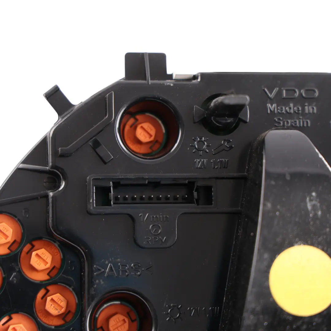 Smart Fortwo C450 Instrument Cluster Speedo Petrol Automatic - SKU RHD-Q0010126V003000000 - Part number Q0010126V003000000