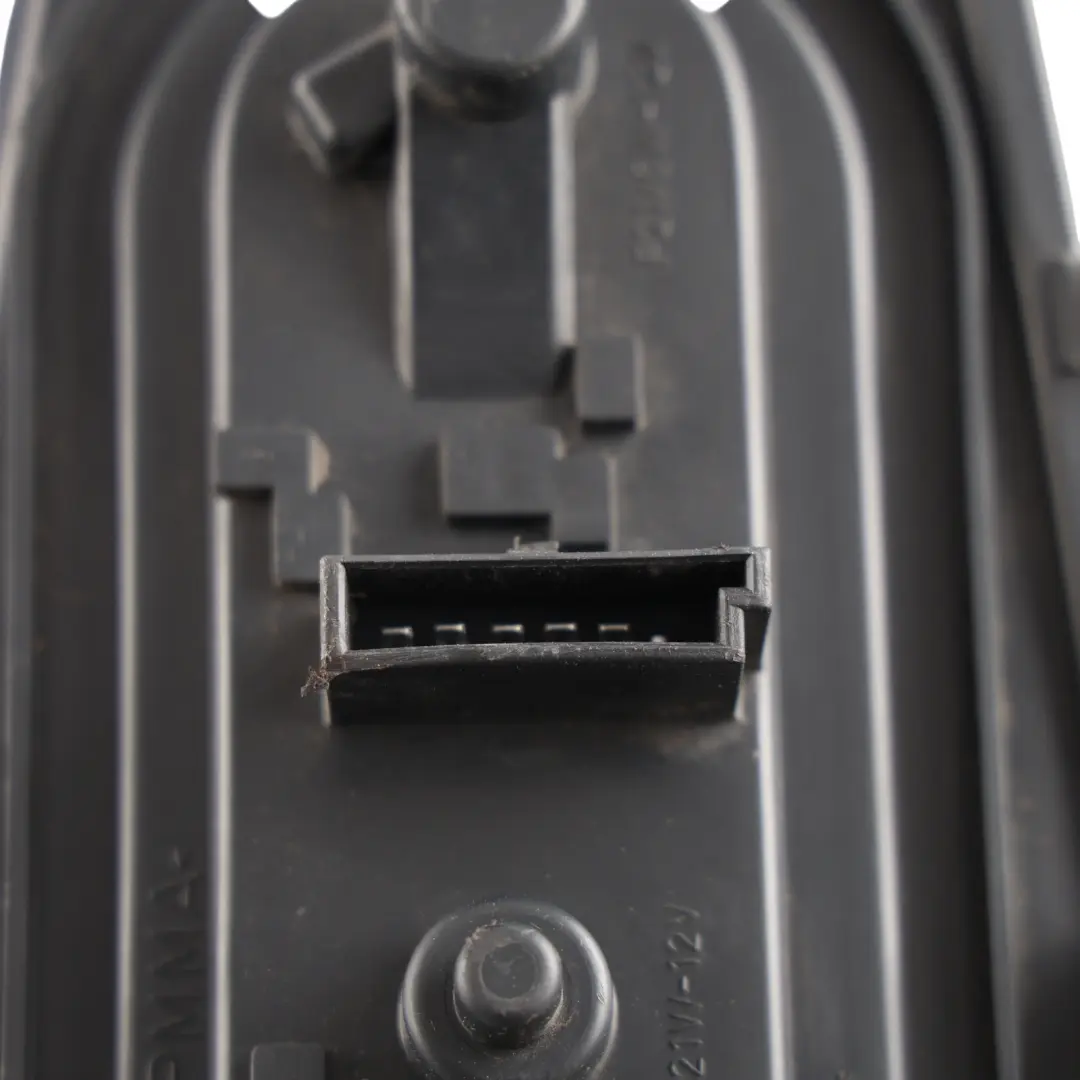 C450 Rear Lamp Bulb Socket Holder Left N/S to Smart Fortwo with Part number Q0011625V001000000 Smart Fortwo C450 Rear Lamp Bulb Socket Holder Left N/S - SKU RHD-Q0011625V001000000-1 - Part number Q0011625V001000000