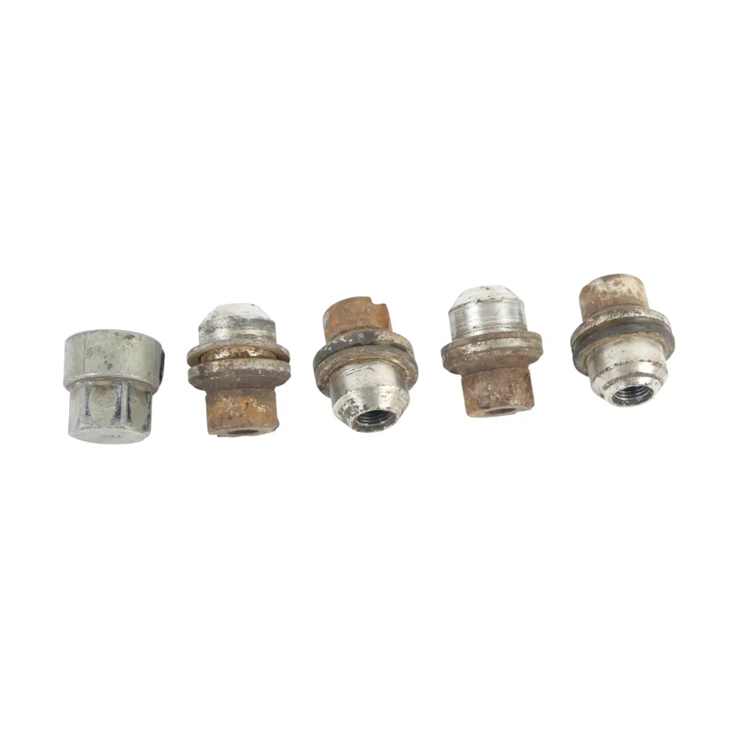 Set Tuercas Pernos Rueda para Land Rover Discovery 2 L319 L318 con número de pieza STC3420 Land Rover Discovery 2 L319 L318 Set Tuercas Pernos Rueda - SKU STC3420 - Número de pieza STC3420