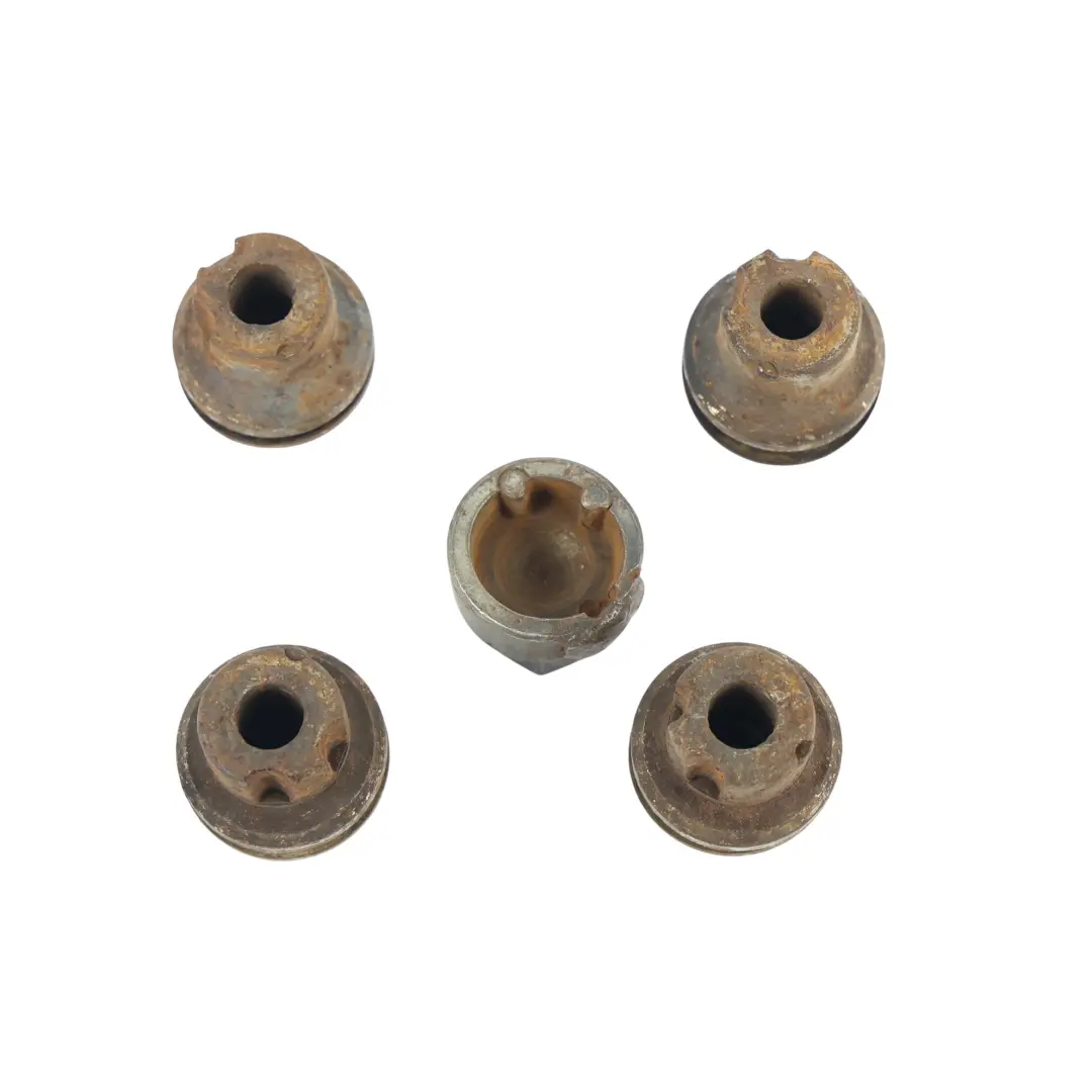 Nut Bolt Screw Set L318 to Land Rover Discovery 2 L319 Wheel with Part number STC3420 Land Rover Discovery 2 L319 Wheel Nut Bolt Screw Set L318 - SKU STC3420 - Part number STC3420
