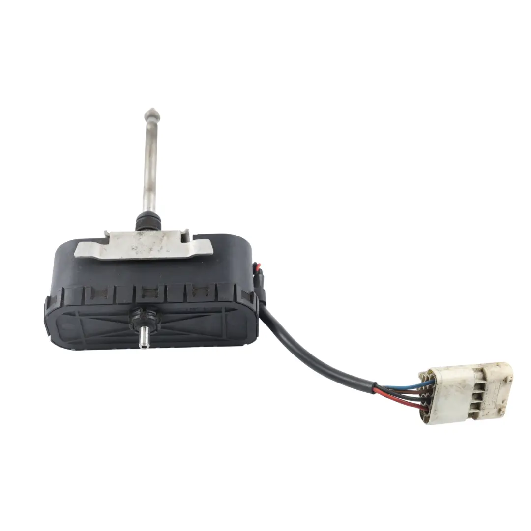 Front Headlight Wiper Motor Left N/S to Range Rover L322 with Part number XBS000010 Range Rover L322 Front Headlight Wiper Motor Left N/S - SKU XBS000010 - Part number XBS000010